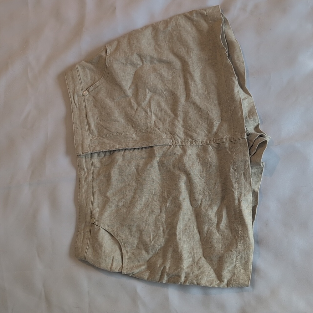 L'Academie Beige Mini Skort
